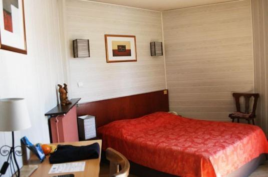 Hotel Restaurant De La Poste Mulhouse Ottmarsheim Bantzenheim Ngoại thất bức ảnh