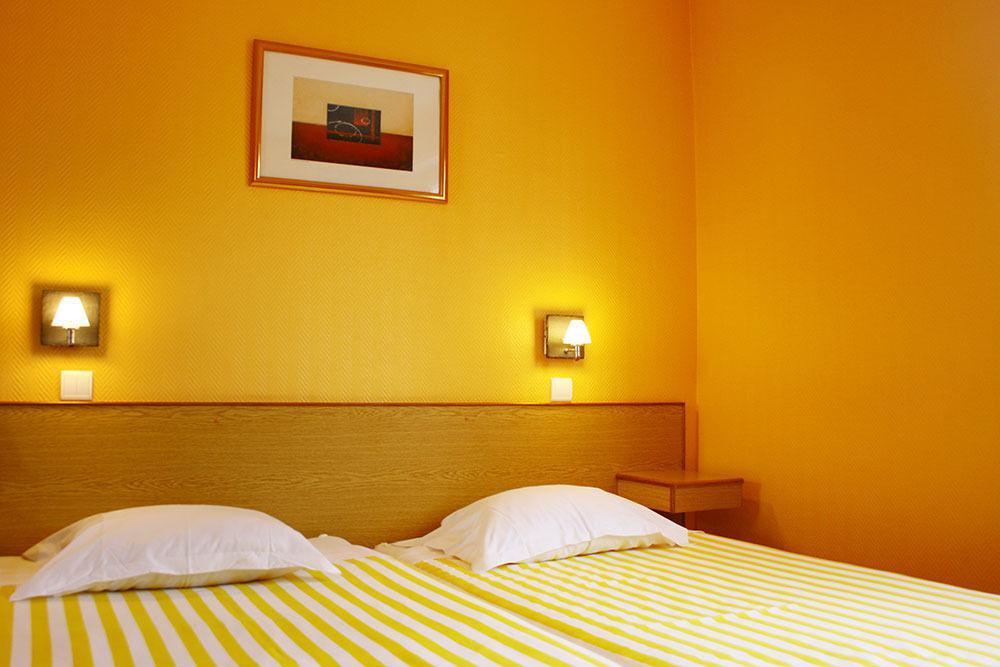Hotel Restaurant De La Poste Mulhouse Ottmarsheim Bantzenheim Ngoại thất bức ảnh